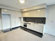 Fully Furnished 2 Bedroom Apartment in the Heart of... Fully Furnished 2 Bedroom Apartment in the Heart of...