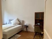 Fully furnished 2 room apartment in the heart of...