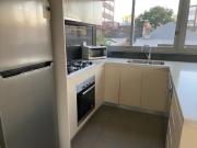 Fully Furnished 2B2B apartment 2 mins walk to Hv train...