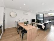 FULLY FURNISHED 2Bed & 2Bath in ST KILDA! All bills inc!