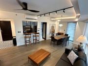 Fully Furnished 2BR with Balcony Amorsolo Square... Fully Furnished 2BR with Balcony Amorsolo Square...