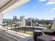 Fully furnished 3 bedroom 2 bathroom