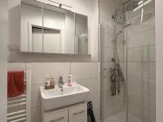 Fully furnished 3 room apartment with fitted kitchen,...