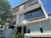 Fully Furnished 7 Bedroom Home in Mckinley Hill Village