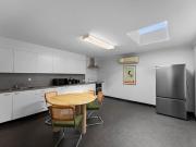 Fully furnished and refurbished 2 bedroom in Balmain!