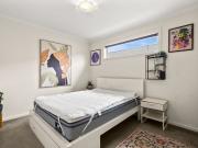 Fully furnished apartment in the heart of Heidelberg Heights