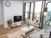 Fully Furnished Apartment with City Views – Prime...