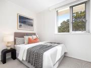 Fully Furnished Apartment with Harbour Views – Walk to...