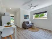 FULLY FURNISHED, DESIGNER STUDIO APARTMENT – BILLS INCLUDED!