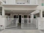 Fully Furnished Double Storey House Freehold With 4...