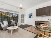 FULLY FURNISHED GEM IN BRUNSWICK