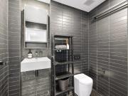 Fully Furnished High End Apartment Fantastic Location