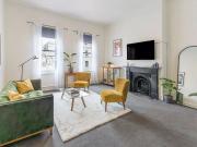 FURNISHED OR UNFURNISHED HOME IN COLLINGWOODS BEST LOCATION!