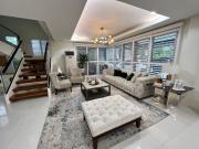 FOR SALE: 4 Bedroom House & Lot in Capitol Homes Quezon City