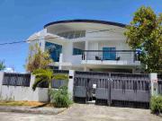 Fully Furnished House With Swimming Pool in Alta Vista...