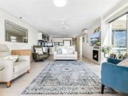 Fully Furnished Immaculate Walk In Nothing to do