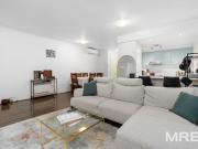 Fully furnished in the heart of St Kilda