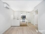 Fully Furnished in the Heart of West Melbourne!