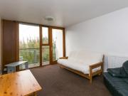 Fully Furnished Large 1 bedroom Flat To Rent