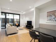 Fully Furnished Luxury 2 Bed, 2 Bath Apartment –...