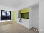 Fully Furnished Luxury Apartment in Prime Melbourne...