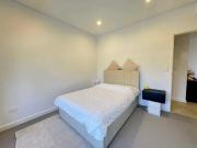 Fully Furnished Modern 1 Bedroom Apartment in the Heart...