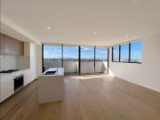 Fully furnished Modern Apartment With City View & Water View