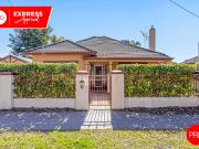 Fully furnished, modern & excellent location!