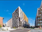 Fully Furnished Modern One Bedroom Plus Study In Zetland