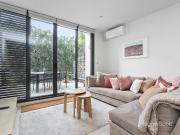 FULLY FURNISHED ONE BEDROOM APARTMENT IN LEAFY EAST...