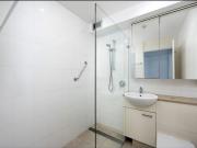 Fully furnished one bedroom apartment with Harbour &...