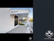 Fully furnished recently renovated 2 Bedroom Apartment... Fully furnished recently renovated 2 Bedroom Apartment...