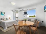 Fully furnished studio apartment, any term