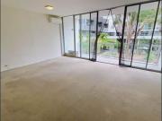 Fully Furnished Stylish & Bright Apartment in Prime...