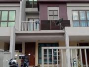 Fully Furnished The Strata Townhouse Bandar Puteri Bangi