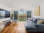 Fully Furnished Two Bedroom Apartment in Prime Hawthorn...