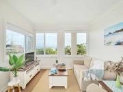 FULLY FURNISHED UNIT IN BEAUTIFUL LIGHTHOUSE BEACH!