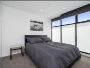 Fully Furnished Unit In Collingwood!