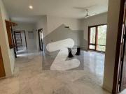 Fully maintained 500 yard house for sale in dha phase 4