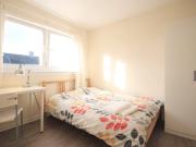 Fully refurbished 2 Bed Flat, Firrhill Drive, EH13
