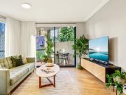 Fully Renovated 1 Bedroom + Study + 1 Bathroom Apartment...