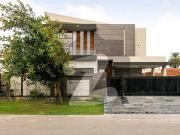 Fully Renovated 1 Kanal House Ready To Sale Owner Needy...