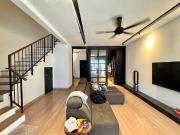 Fully Renovated 2 Storey Garland 1 Kota Emerald Anggun...