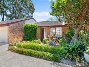 Fully renovated 2bed villa with Northernly aspect