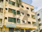 Fully renovated 3 bed full floor flat for sale