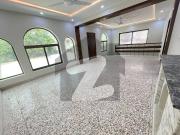 Fully Renovated 4 Beds Luxury House Available For Rent...