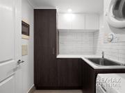 Fully renovated and absolute riverfront