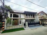 Fully Renovated Bungalow with Mezzanine House and Lot in...