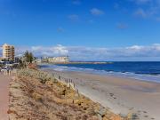 Fully Renovated Coastal Comfort Stylish Beachside 2 Bedroo