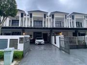 Fully Renovated Eco Summer 2Storey Terrace Milton Type